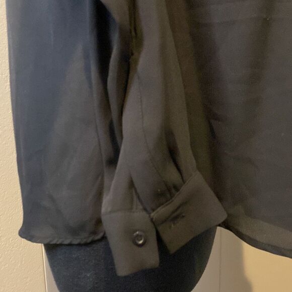 Simply Vera Vera Wang Medium Lace Blouse Pleated Back Hidden Button Up - Picture 7 of 10